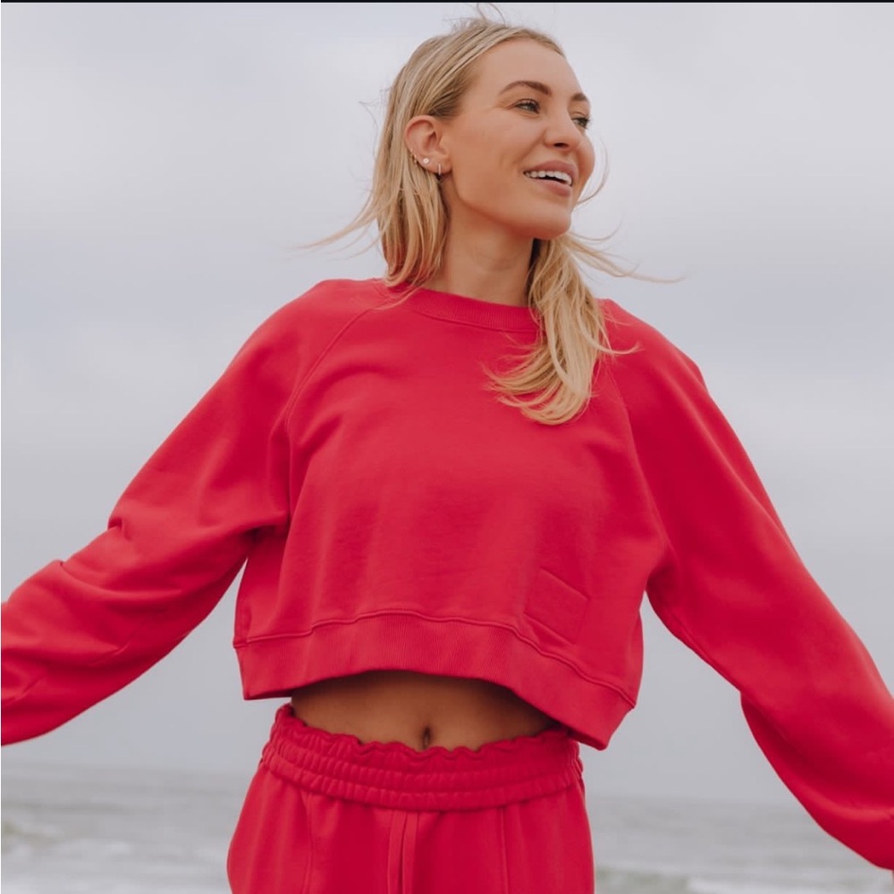 Daily Drills Cropped Sweatshirt- Punch XS/S